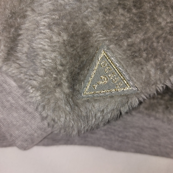 Guess Furry Sweatsuit, Girl's 18M, EUC - Picture 3 of 9